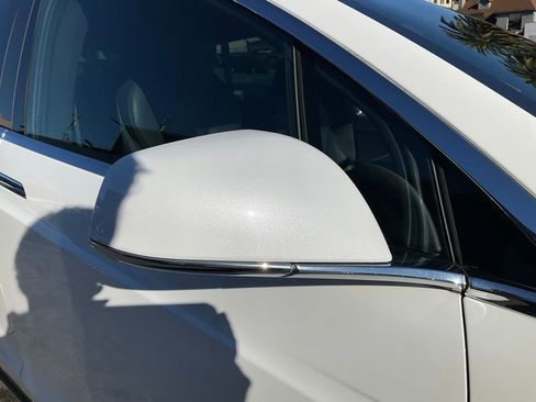 Used 2016 Tesla Model X 90D image 85