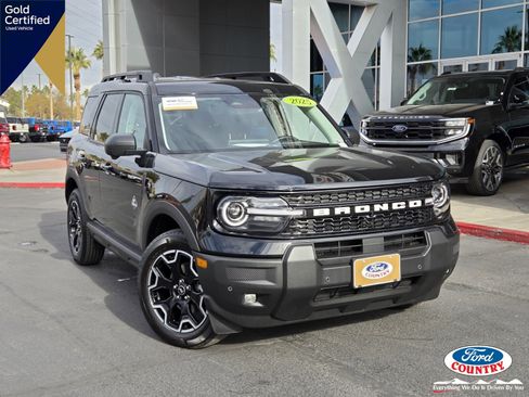Certified 2025 Ford Bronco Sport Outer Banks w/ Outer Banks Tech Package+ image 1