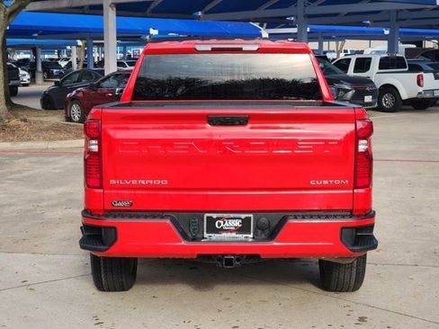 Used 2023 Chevrolet Silverado 1500 Custom image 14