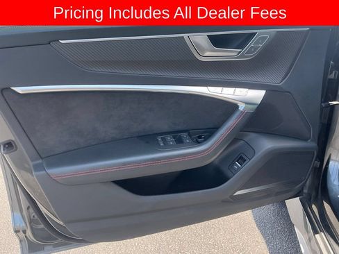 Used 2021 Audi RS 6 AWD/4WD image 9