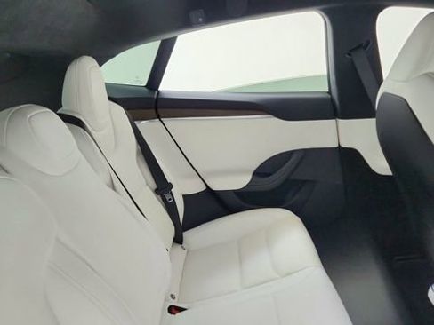 Used 2022 Tesla Model S Base image 24