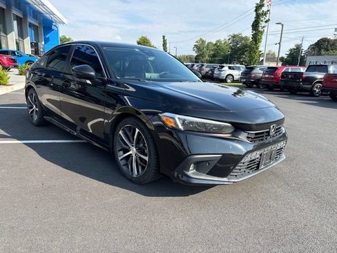 Used 2022 Honda Civic Touring image 4