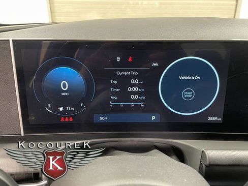 Used 2025 Hyundai Santa Cruz SEL AWD/4WD image 15