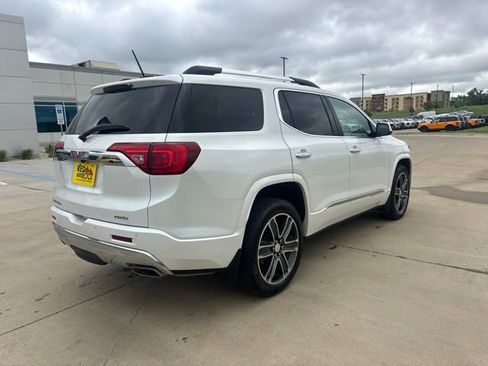 Used 2018 GMC Acadia Denali w/ Technology Package AWD/4WD image 3