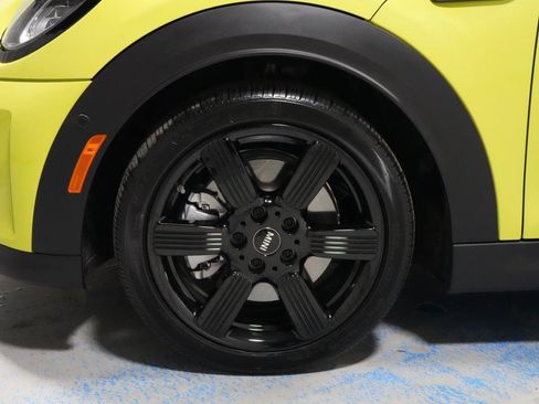 Certified 2023 MINI Cooper S FWD image 32
