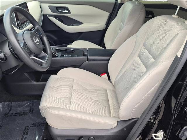 Certified 2024 Nissan Rogue SV FWD image 15