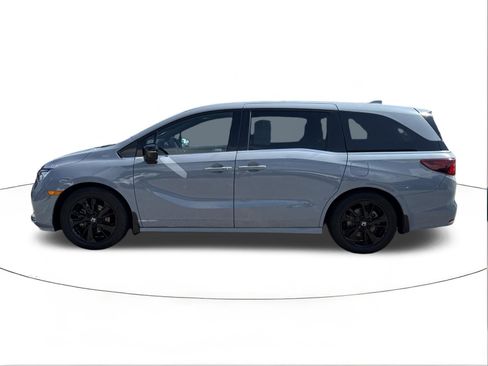 Used 2023 Honda Odyssey Sport image 6