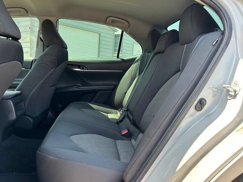 Used 2023 Toyota Camry LE FWD image 7