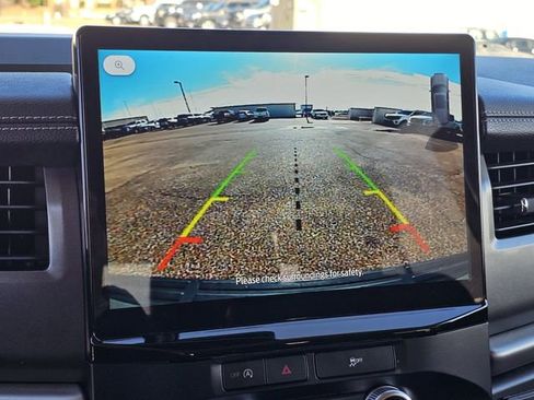 Certified 2024 Ford Expedition XLT image 11