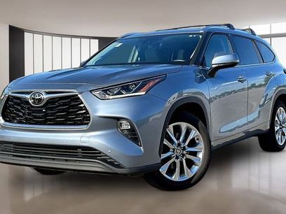 Used 2021 Toyota Highlander Limited