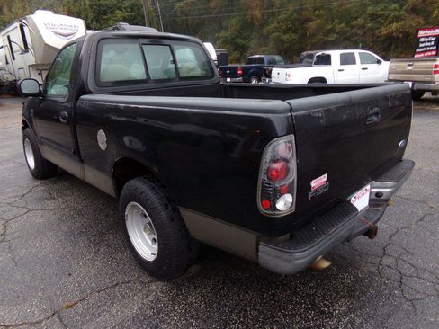 Used 2003 Ford F150 2WD Regular Cab image 5