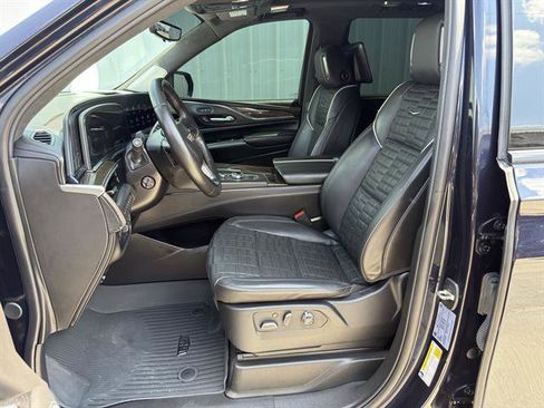 Used 2024 Cadillac Escalade Sport Platinum AWD/4WD image 20