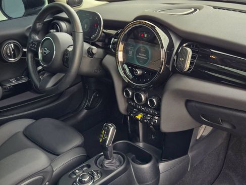 Used 2024 MINI Cooper SE FWD image 23