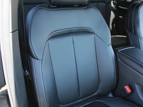 New 2025 Jeep Grand Cherokee Limited image 31