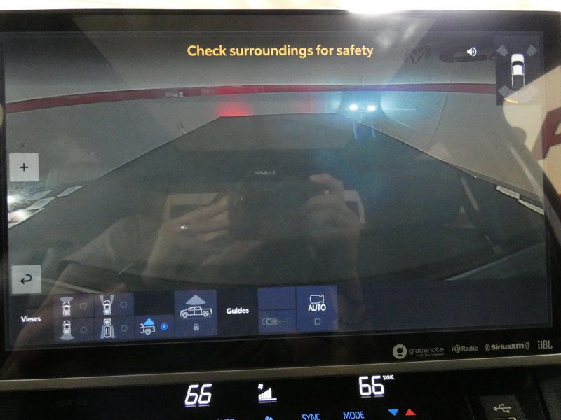 Used 2023 Toyota Tundra Platinum AWD/4WD image 19