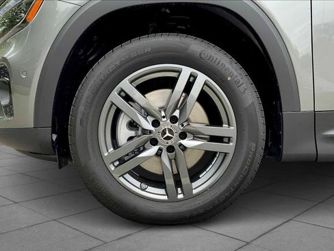 Certified 2025 Mercedes-Benz GLB 250 4MATIC image 15