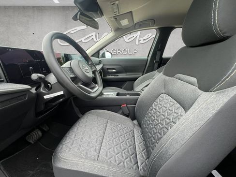 New 2026 Nissan Kicks SV AWD/4WD image 20