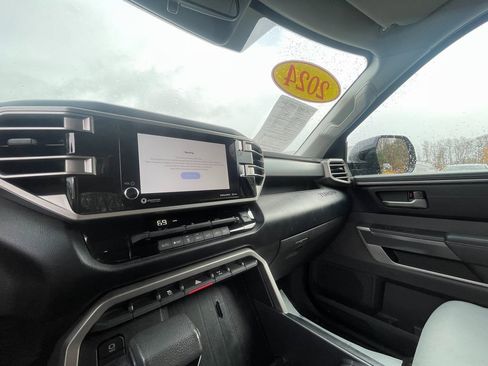 Used 2024 Toyota Tundra SR5 image 9