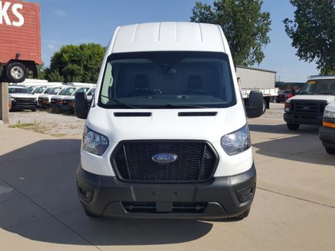 Used 2021 Ford Transit 250 148 High Roof Extended image 4