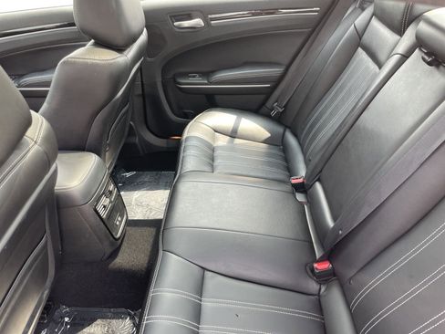 Certified 2022 Chrysler 300 S image 14