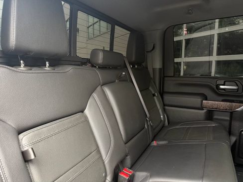 Used 2022 GMC Sierra 3500 Denali w/ Denali Black Diamond Edition AWD/4WD image 46