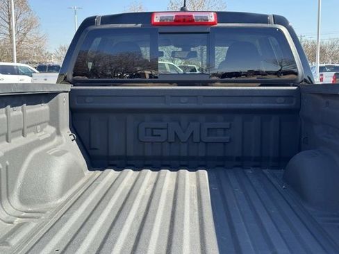Used 2022 GMC Canyon AT4 image 34