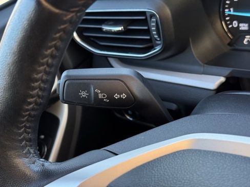 Certified 2023 Ford Explorer XLT w/ Equipment Group 202A image 28