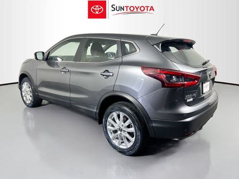 Used 2021 Nissan Rogue Sport S image 6