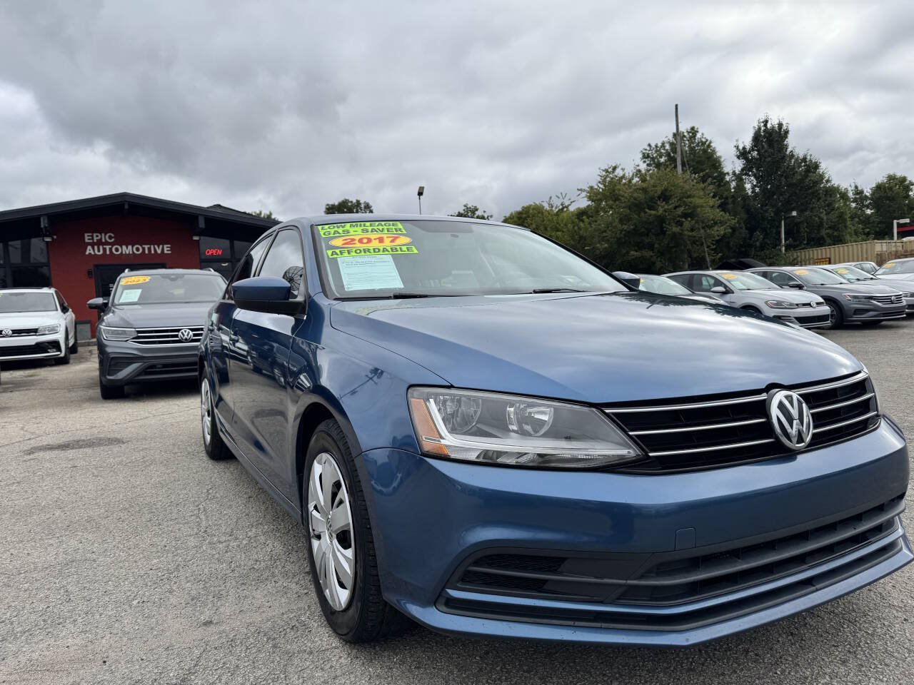 Used 2017 Volkswagen Jetta S FWD image 4