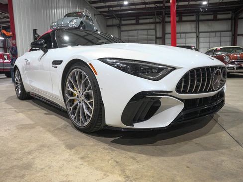 Used 2022 Mercedes-Benz SL 63 AMG 4MATIC image 24