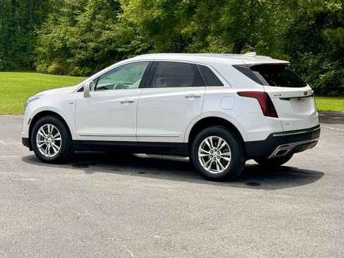 Used 2020 Cadillac XT5 Premium Luxury AWD/4WD image 4