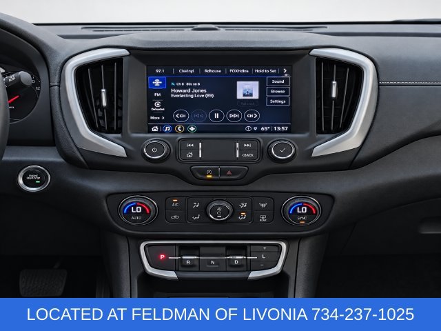 Certified 2024 GMC Terrain SLT w/ LPO, Floor Liner Package AWD/4WD image 21