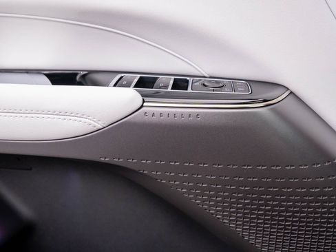 New 2026 Cadillac Lyriq Sport image 19