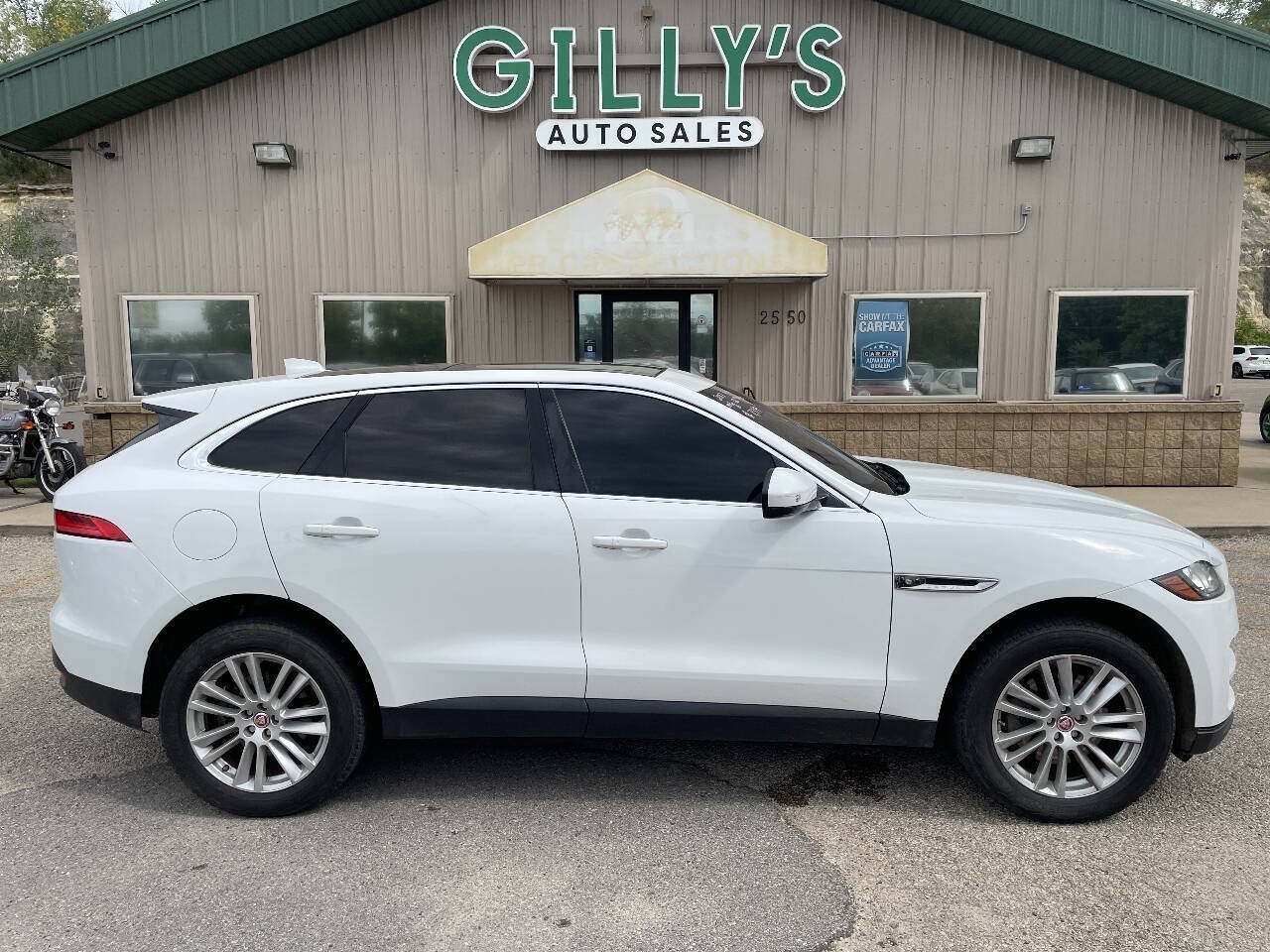 Used 2017 Jaguar F-PACE Prestige AWD/4WD image 1