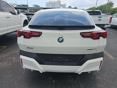 Used 2026 BMW X2 xDrive28i AWD/4WD image 7
