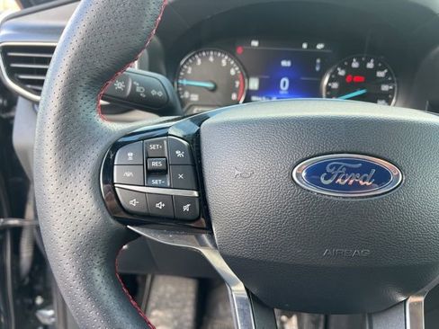 Used 2024 Ford Explorer ST-Line w/ Class IV Trailer Tow Package AWD/4WD image 25