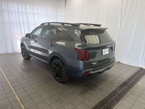 Used 2024 Kia Sorento SX AWD/4WD image 7