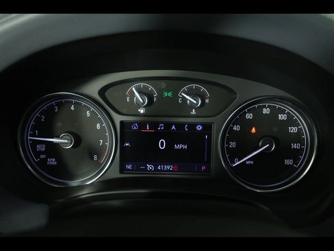Used 2023 Buick Enclave Essence w/ Sport Touring Edition FWD image 23