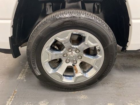 Used 2022 RAM 1500 Big Horn AWD/4WD image 30