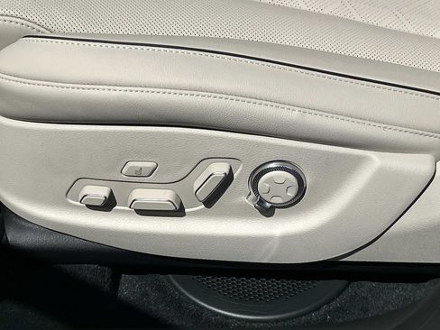 New 2027 Genesis GV80 2.5T Prestige AWD/4WD image 16
