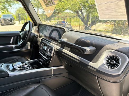Used 2020 Mercedes-Benz G 550 w/ Exclusive Interior Package image 41