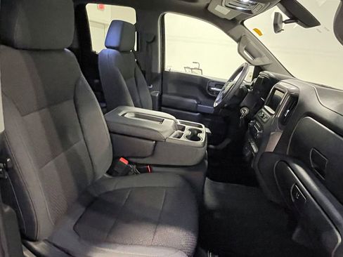 Used 2020 Chevrolet Silverado 1500 Custom w/ Custom Value Package image 25