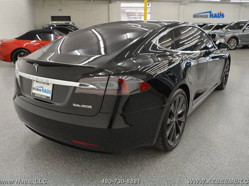 Used 2019 Tesla Model S Performance image 9