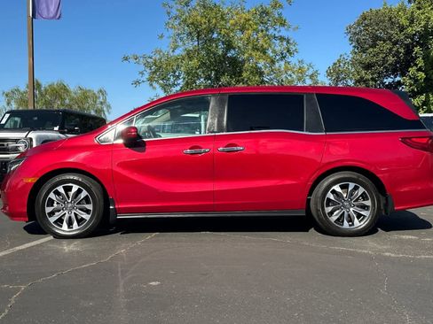 Used 2023 Honda Odyssey EX-L image 6