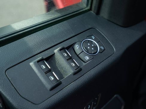 Used 2020 Ford F150 Lariat w/ Equipment Group 502A Luxury AWD/4WD image 15