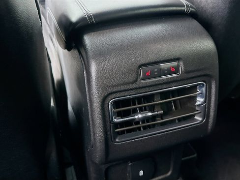 Used 2020 Lincoln Corsair AWD image 25
