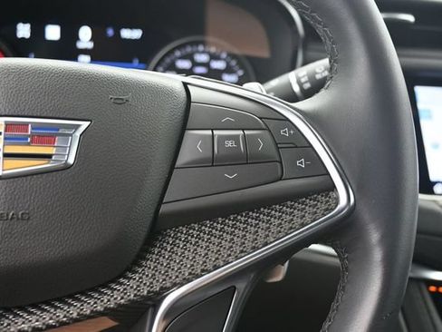 Used 2024 Cadillac XT5 Sportv w/ Technology Package AWD/4WD image 34