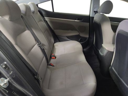Used 2020 Hyundai Elantra SEL image 19