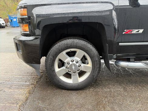 Used 2016 Chevrolet Silverado 2500 LTZ w/ Duramax Plus Package AWD/4WD image 15