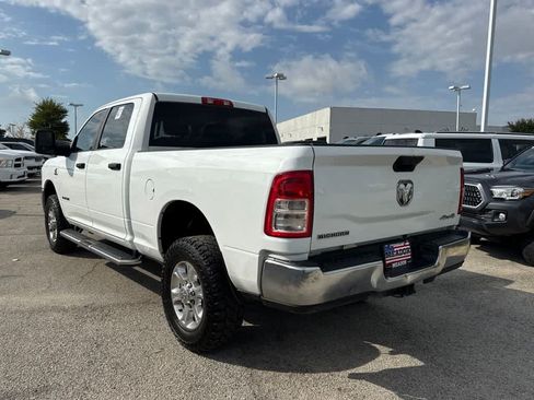 Used 2024 RAM 2500 Big Horn w/ Off Road Package AWD/4WD image 3